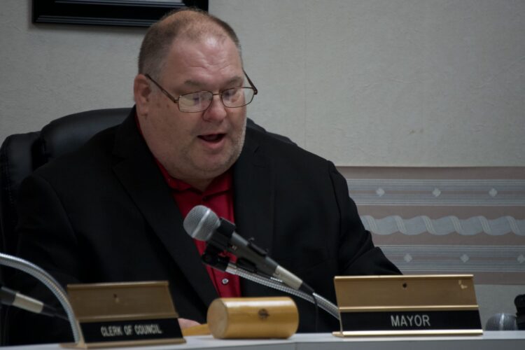 Bellaire Council, Mayor Clear The Air In Special Meeting